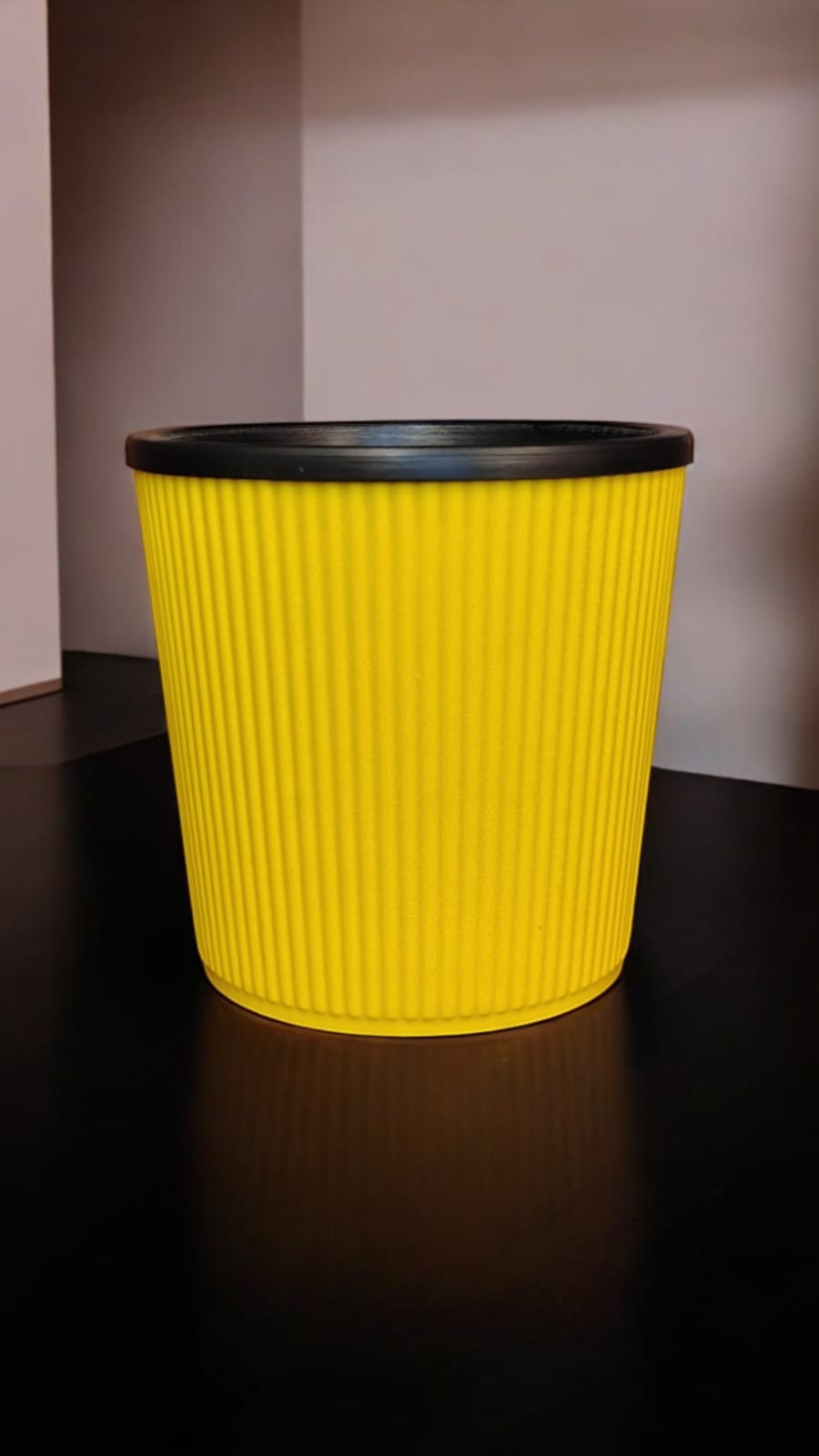 Set of 3 YELLOW POTS +INNER  pots RESSA 5 inch