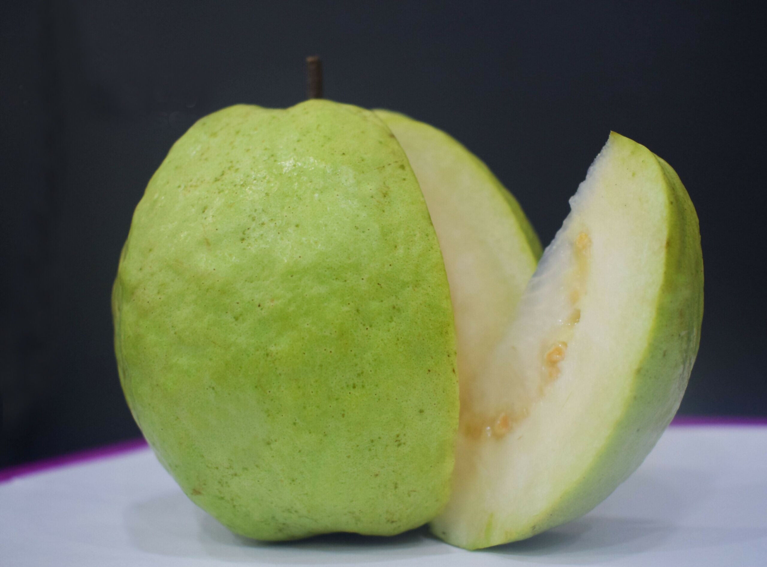 VNR Guava Live Plant (Psidium guajava)