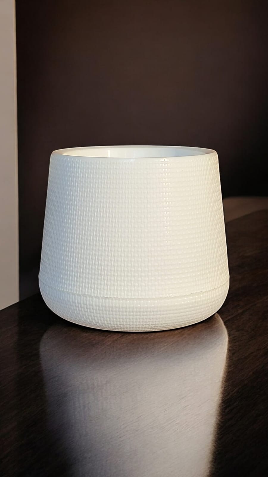 MUDKUDA SMALL WHITE POT