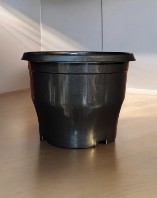 GARDEN POT BLACK