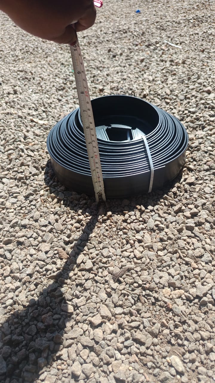 Plastic lawn edging 2 inch / garden boarder / grass boundary fence