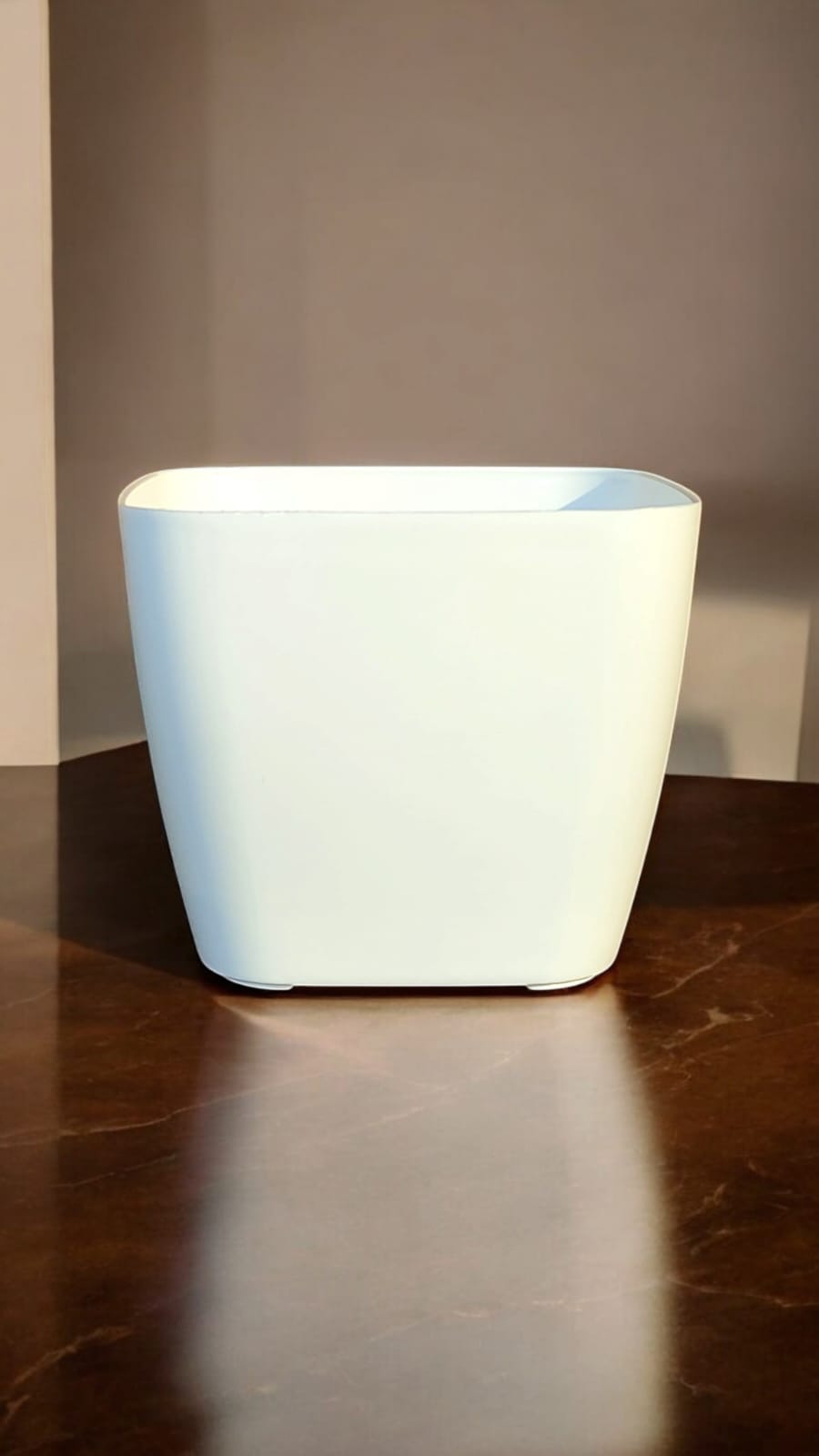 Set of 3 SQUARE WHITE  pots SL