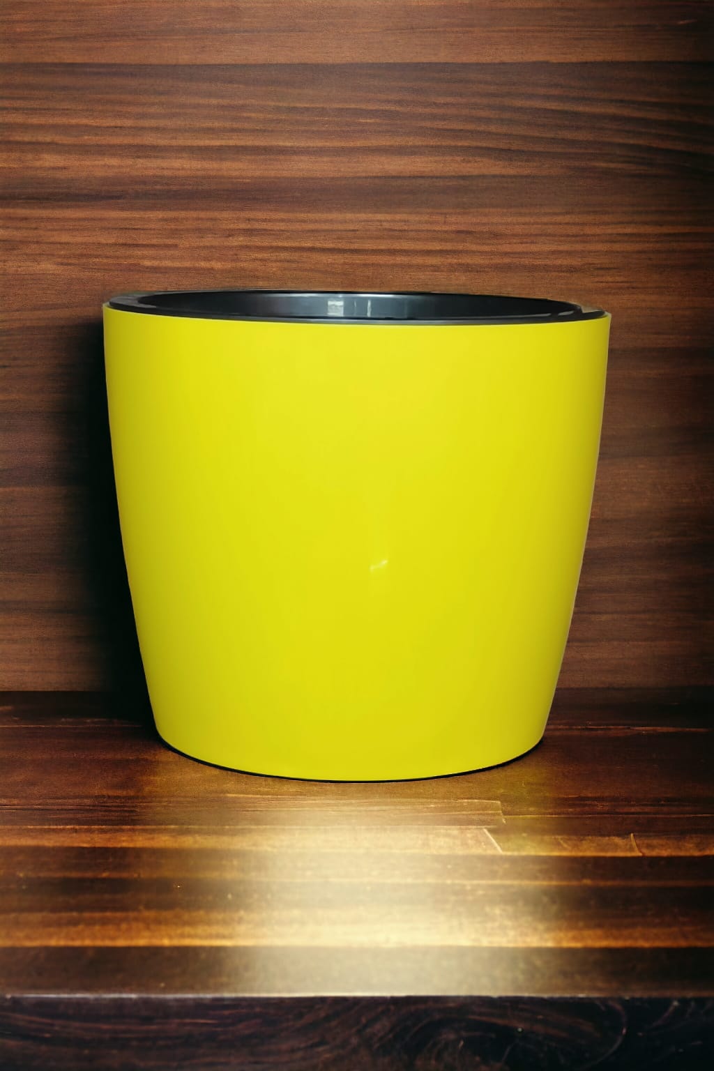 BIG SELF WATERING POT YELLOW with INNER POT