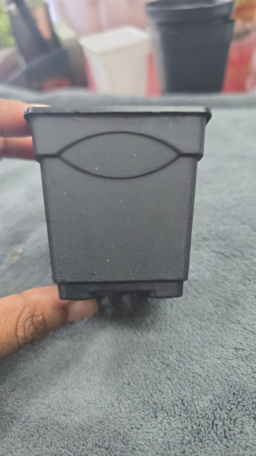 2.5 INCH SQUARE BLACK