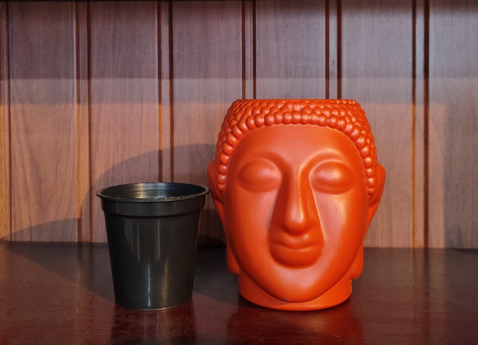 Buddha Medium Brown Pot